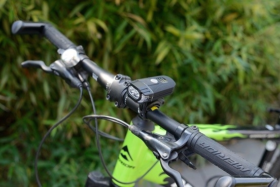 Wodoodporny reflektor rowerowy z akumulatorem IPX4 odporny na zimno 15 mm