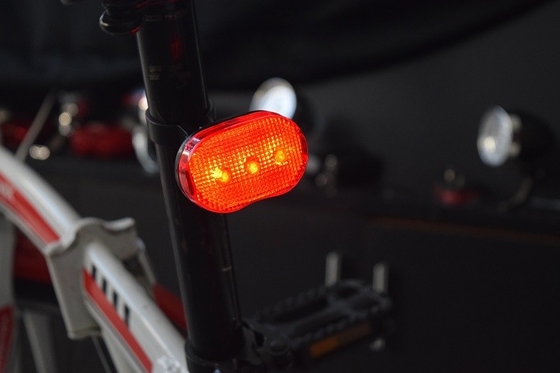 3 szt. Cykl Smart Tail Light 20mm do 30mm Zasilanie bateryjne